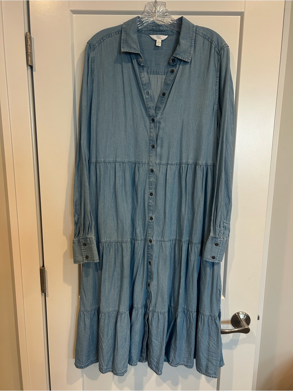 Time and Tru Light Blue Denim Tiered Button-Front Shirt Dress